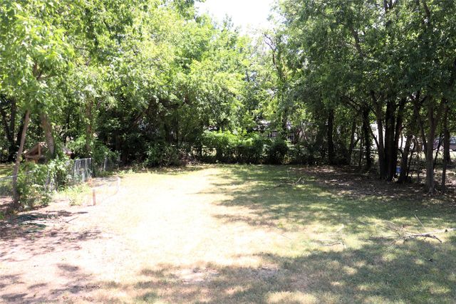 4215 Gee Street, Greenville, TX 75401