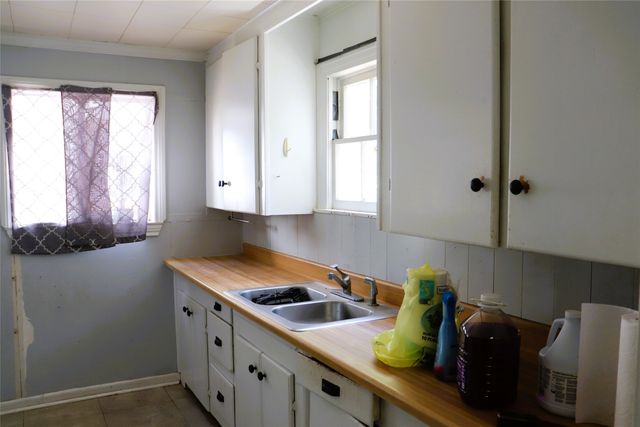 4215 Gee Street, Greenville, TX 75401
