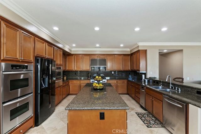 14140 Crystal Pool Court, Eastvale, CA 92880