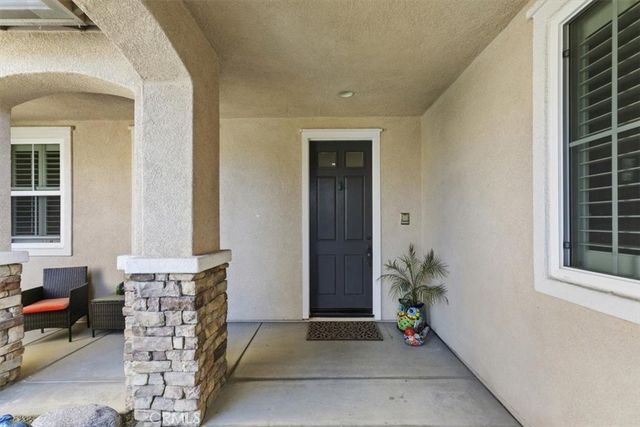 14140 Crystal Pool Court, Eastvale, CA 92880