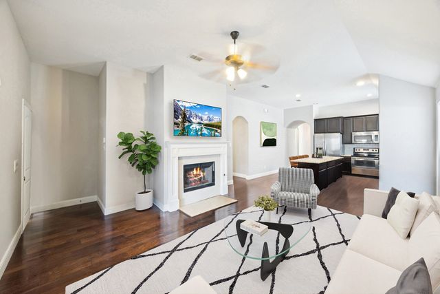 5857 Burgundy Rose Drive, Fort Worth, TX 76123