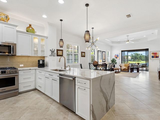 7263 BELLEISLE GLEN, Lakewood Ranch, FL 34202