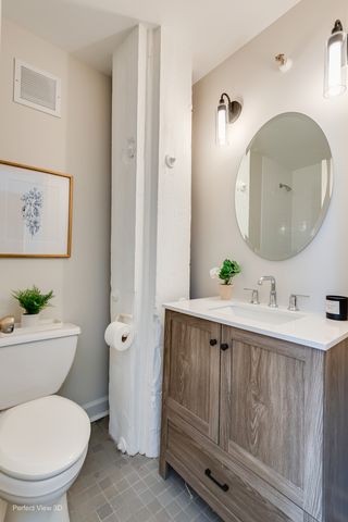 1872 N Clybourn Avenue 103, Chicago, IL 60614