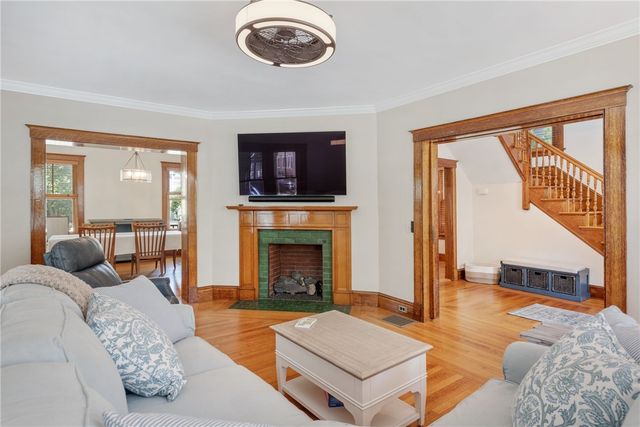 8 Bush Street, Newport, RI 02840