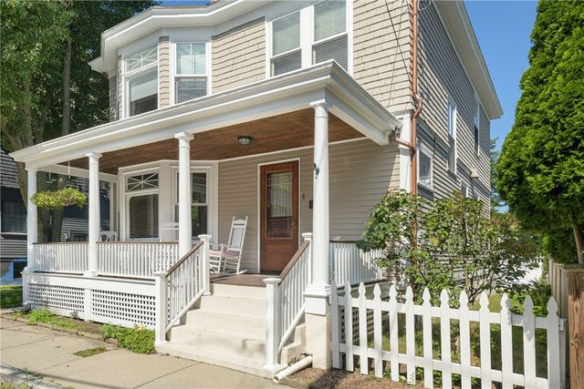 8 Bush Street, Newport, RI 02840