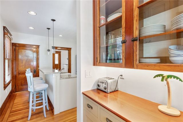 8 Bush Street, Newport, RI 02840