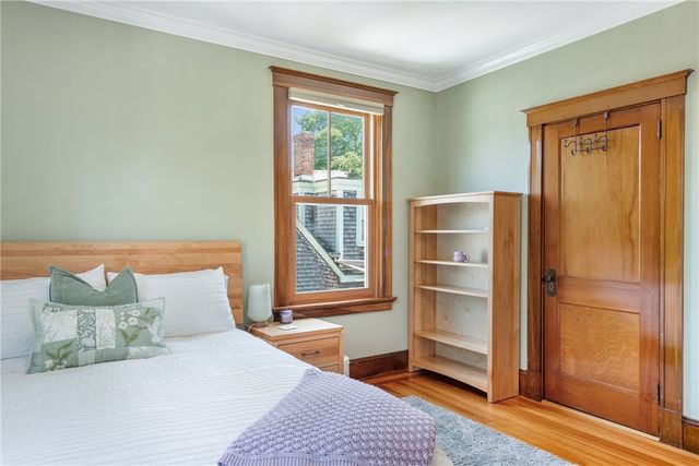 8 Bush Street, Newport, RI 02840