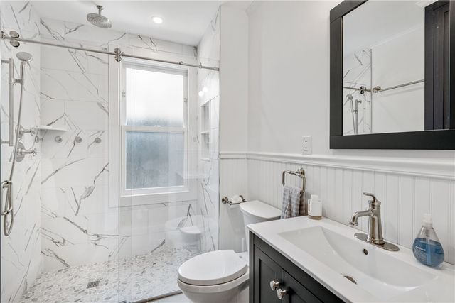 8 Bush Street, Newport, RI 02840