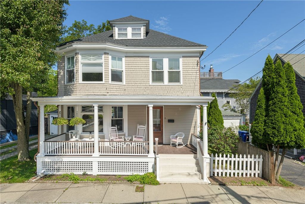 8 Bush Street, Newport, RI 02840