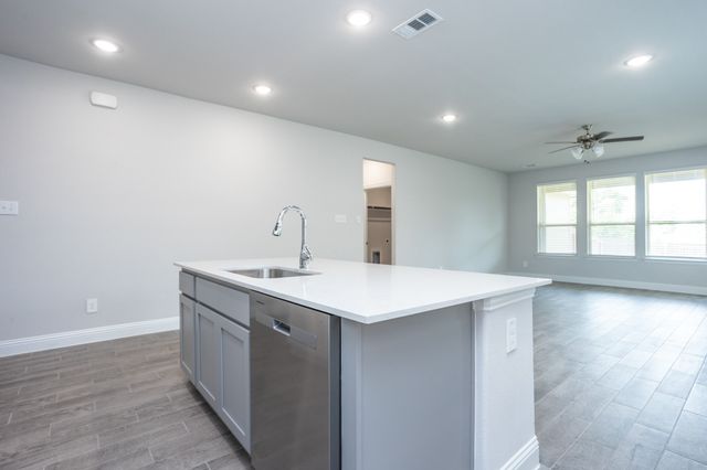 1557 Addison Drive, Lancaster, TX 75134