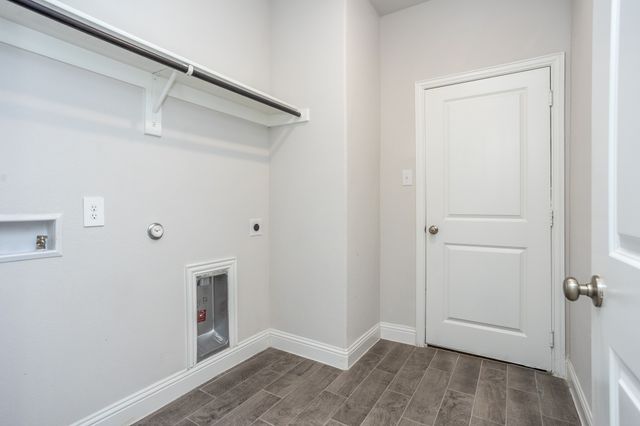 1557 Addison Drive, Lancaster, TX 75134