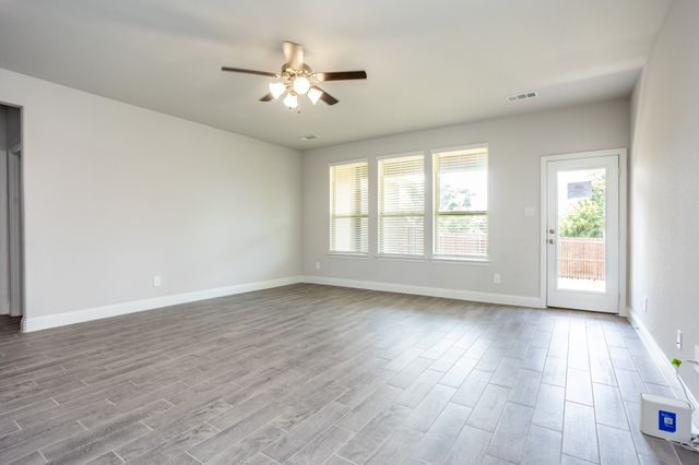 1557 Addison Drive, Lancaster, TX 75134