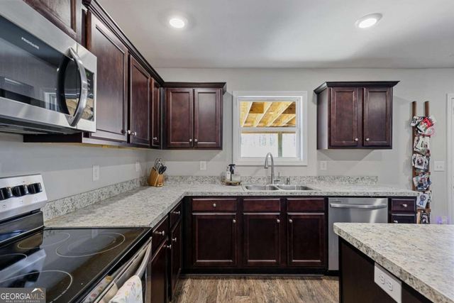 43 Pamela Way, Dallas, GA 30157