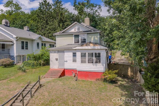 49 Madison Avenue, Asheville, NC 28801