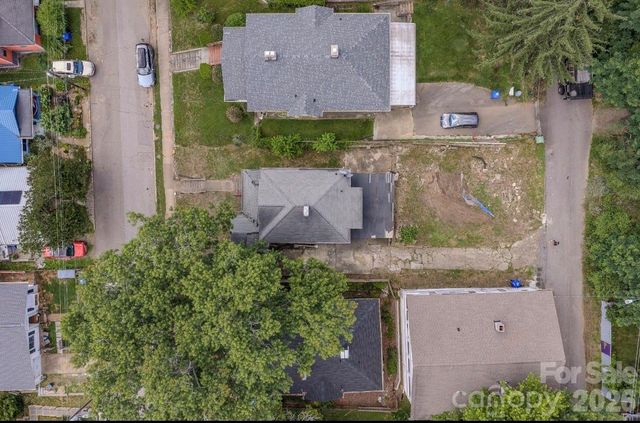 49 Madison Avenue, Asheville, NC 28801