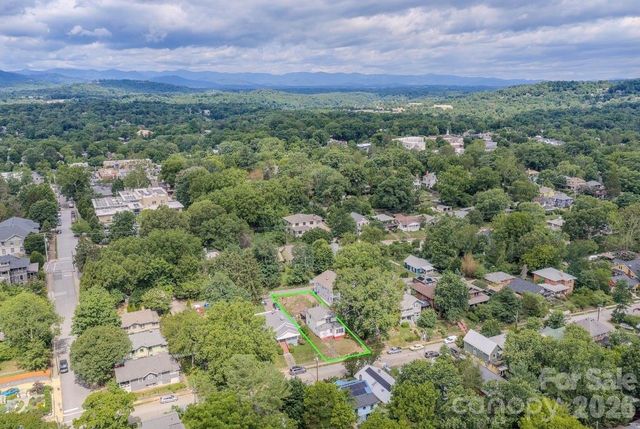 49 Madison Avenue, Asheville, NC 28801