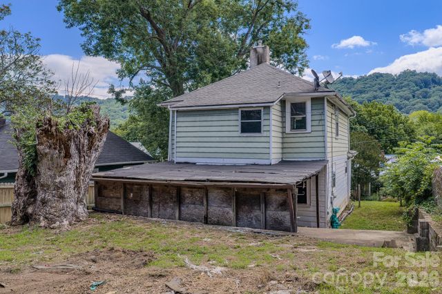 49 Madison Avenue, Asheville, NC 28801
