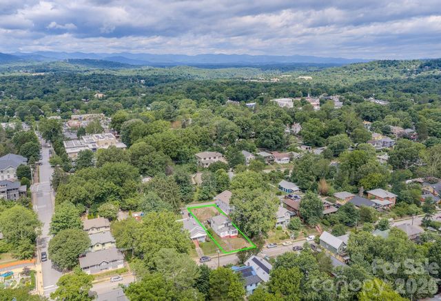 49 Madison Avenue, Asheville, NC 28801