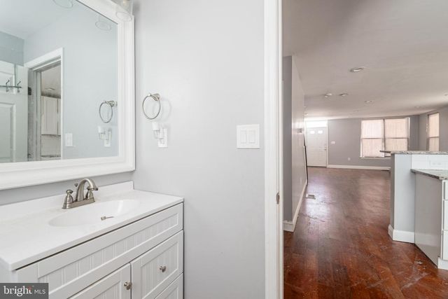 1013 MYRTLE AVE, Baltimore, MD 21201