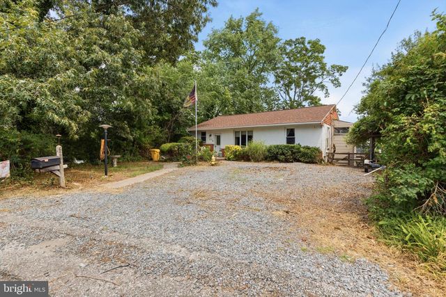 626 LAUREL DR, Pasadena, MD 21122