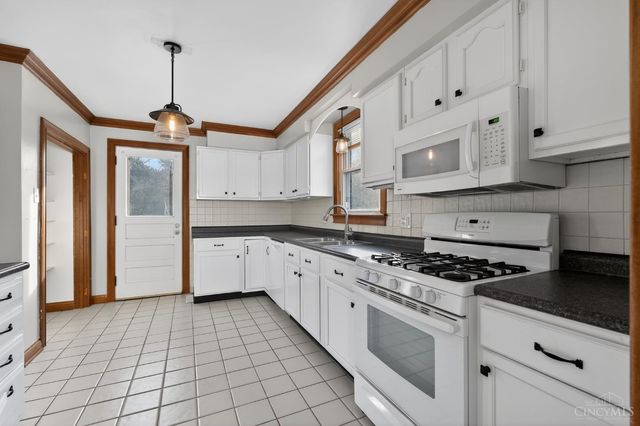 4635 Mayhew Avenue, Delhi Twp, OH 45238