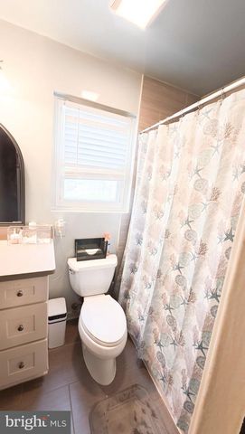 1901 BARLOWE PL, Hyattsville, MD 20785