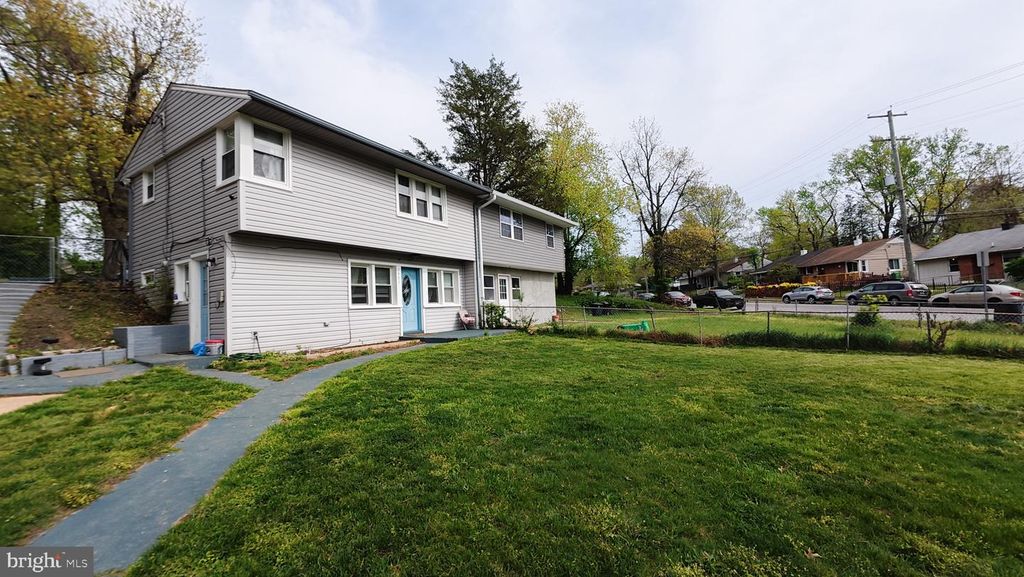 1901 BARLOWE PL, Hyattsville, MD 20785