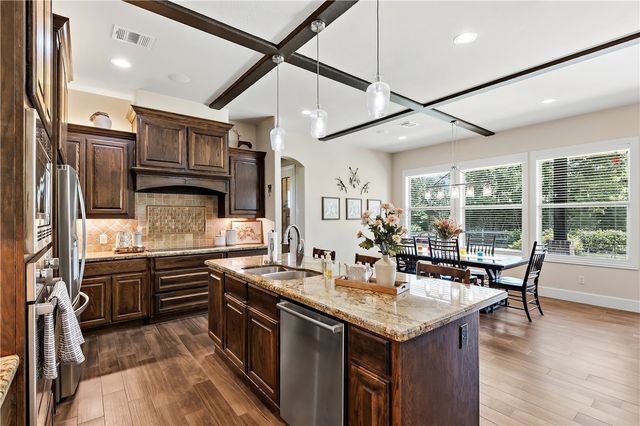10096 Lancaster Drive, Iola, TX 77861