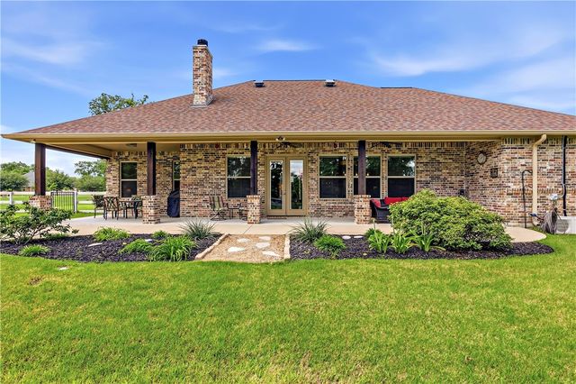 10096 Lancaster Drive, Iola, TX 77861