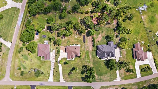 10096 Lancaster Drive, Iola, TX 77861