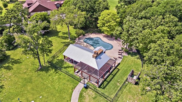 10096 Lancaster Drive, Iola, TX 77861