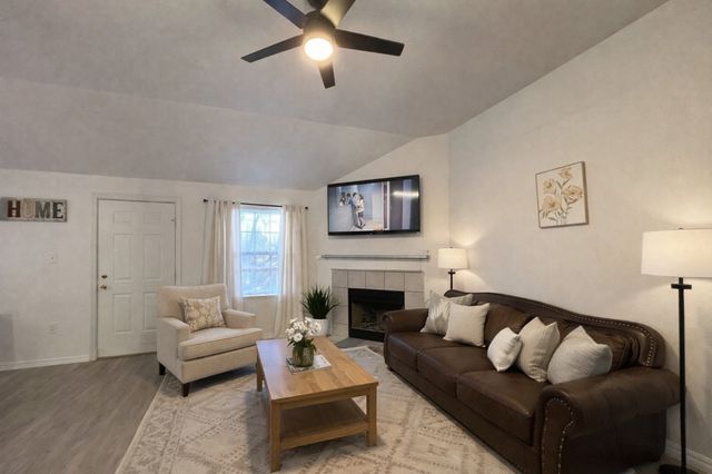 2912 Kellogg Avenue, Dallas, TX 75216