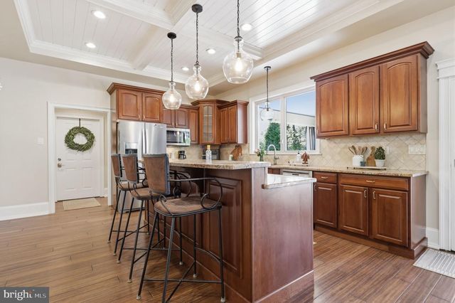 908 FAIRVIEW AVE, Feasterville Trevose, PA 19053