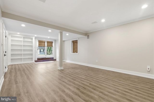 908 FAIRVIEW AVE, Feasterville Trevose, PA 19053