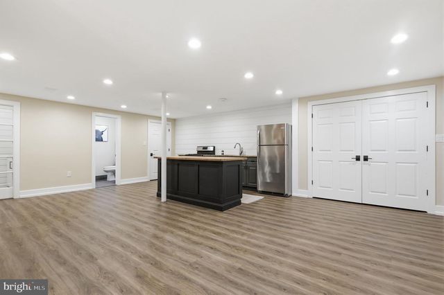 908 FAIRVIEW AVE, Feasterville Trevose, PA 19053