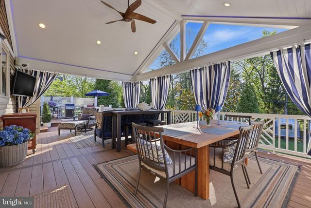 908 FAIRVIEW AVE, Feasterville Trevose, PA 19053