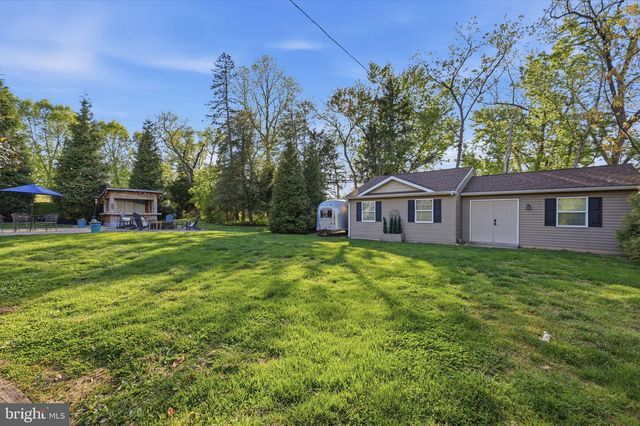 908 FAIRVIEW AVE, Feasterville Trevose, PA 19053