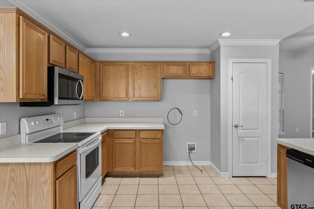 222 Amanda Court, Whitehouse, TX 75791