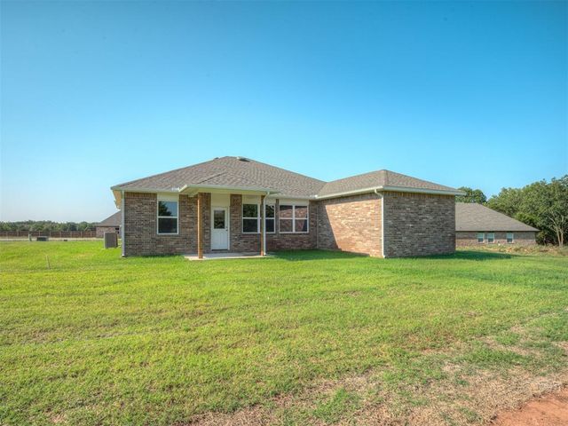 6404 E Cowboy Trail Way, Stillwater, OK 74075