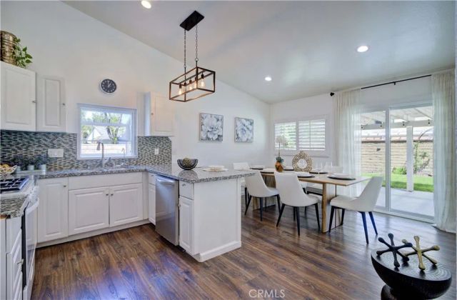 292 N Camino Arroyo, Anaheim Hills, CA 92807