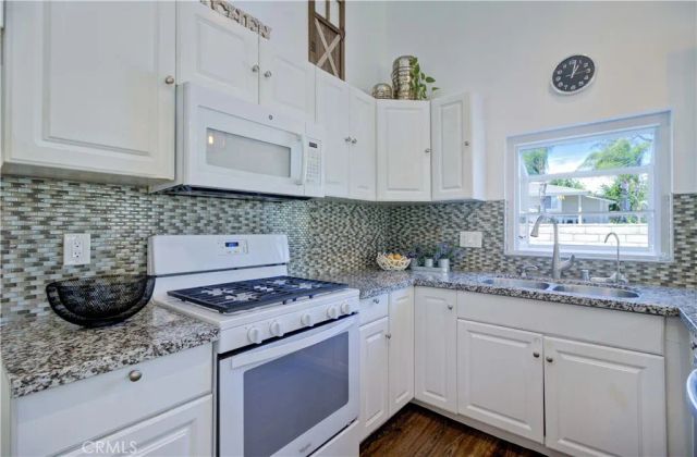 292 N Camino Arroyo, Anaheim Hills, CA 92807