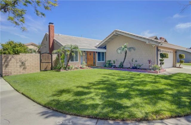 292 N Camino Arroyo, Anaheim Hills, CA 92807
