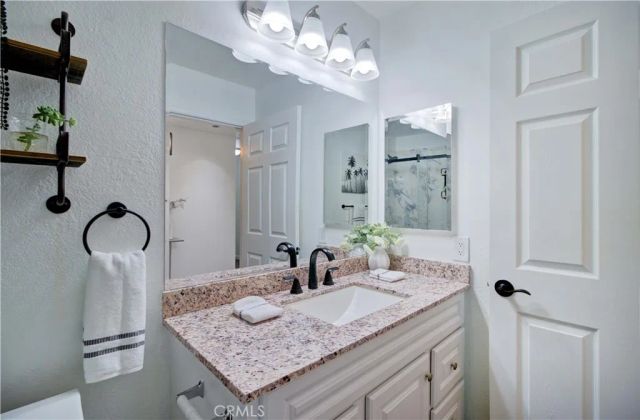 292 N Camino Arroyo, Anaheim Hills, CA 92807