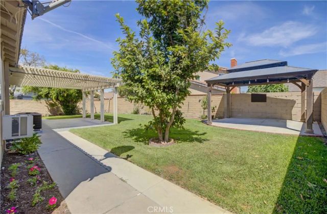 292 N Camino Arroyo, Anaheim Hills, CA 92807
