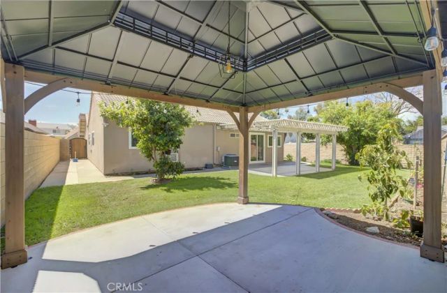 292 N Camino Arroyo, Anaheim Hills, CA 92807