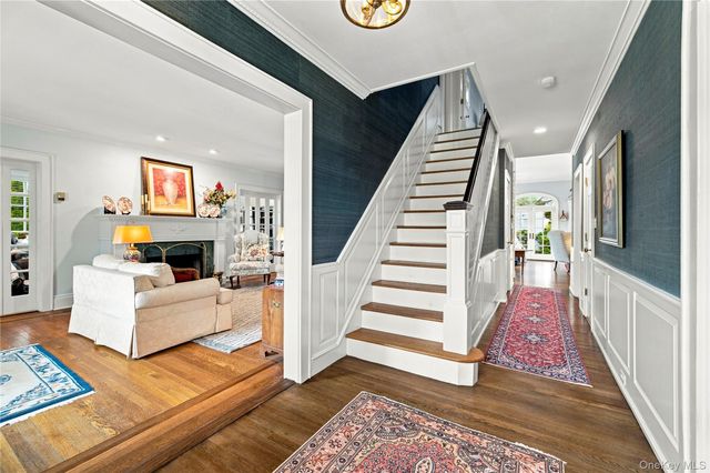 66 S Lewis Place, Rockville Centre, NY 11570