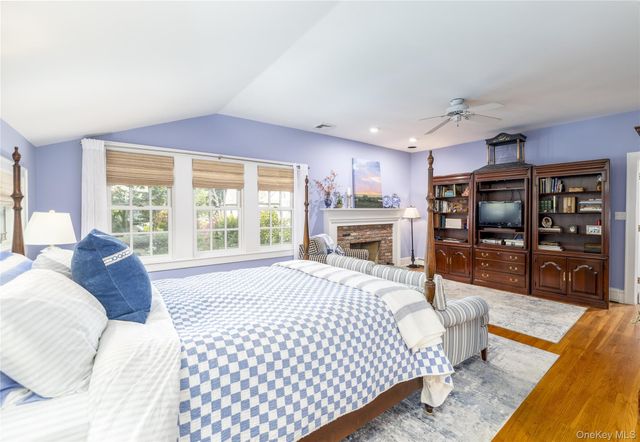 66 S Lewis Place, Rockville Centre, NY 11570