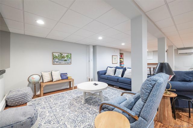 66 S Lewis Place, Rockville Centre, NY 11570
