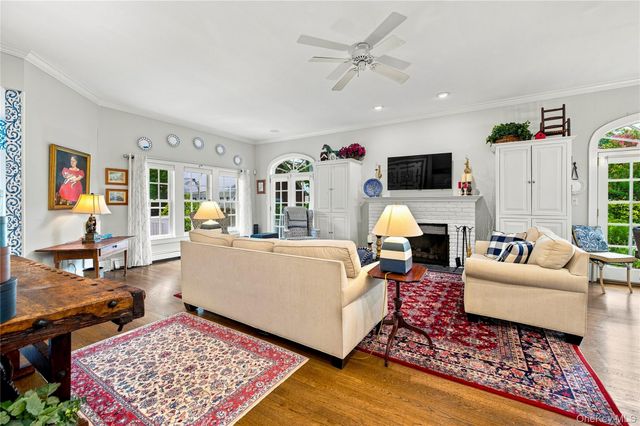 66 S Lewis Place, Rockville Centre, NY 11570