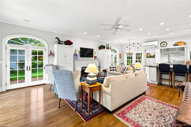 66 S Lewis Place, Rockville Centre, NY 11570